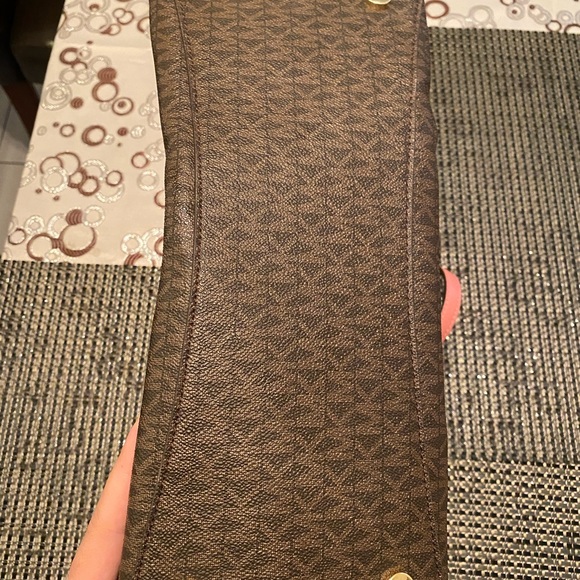 Michael Kors bag - Picture 5 of 8